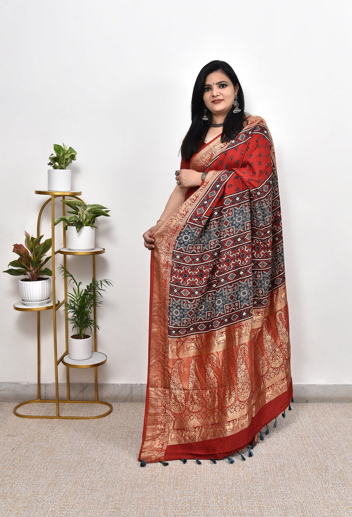 NITYA : AJRAKH DOLA SILK SAREE WITH NAKSHI ZARI PALLU