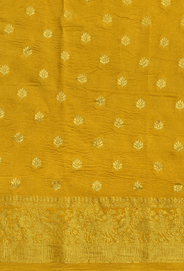 BHUMI : AJRAKH DOLA SILK SAREE WITH NAKSHI ZARI PALLU