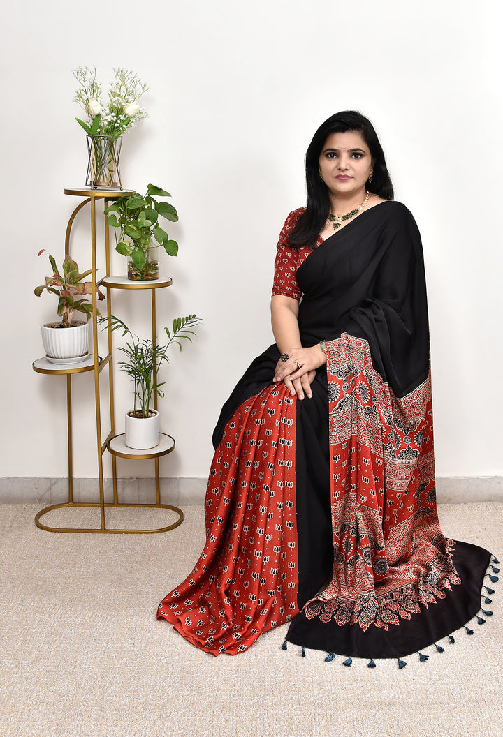 PRANAVI : AJRAKH HANDBLOCK MODAL SILK SAREE